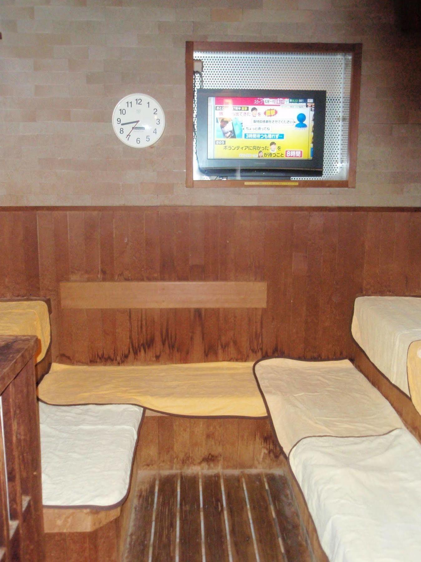 Capsule Hotel Kobe Sannomiya (Adults Only) Eksteriør billede