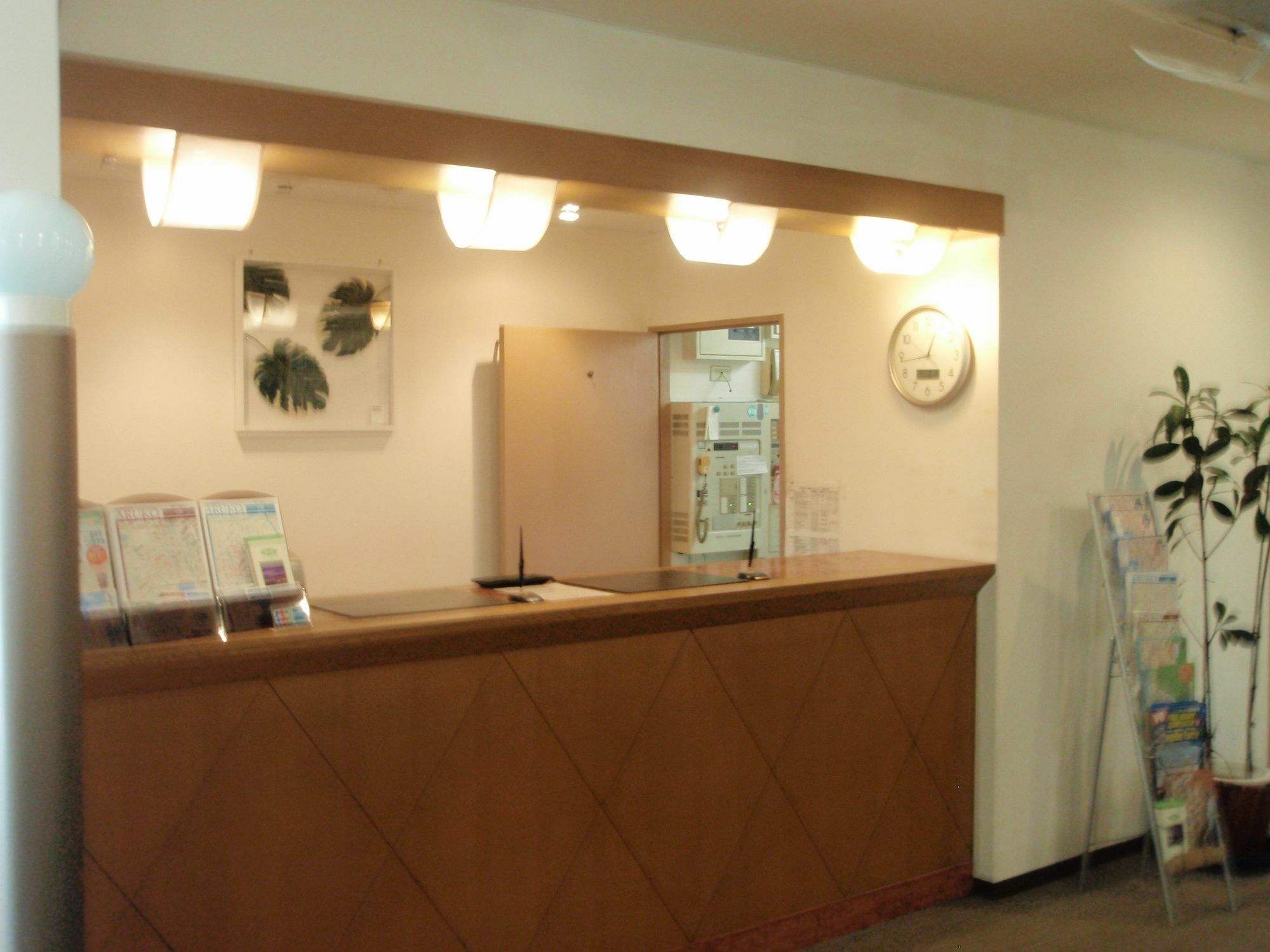 Capsule Hotel Kobe Sannomiya (Adults Only) Eksteriør billede